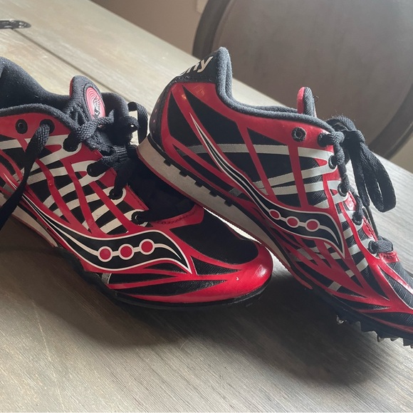 Saucony velocity men spikes size 5 - Picture 6 of 7